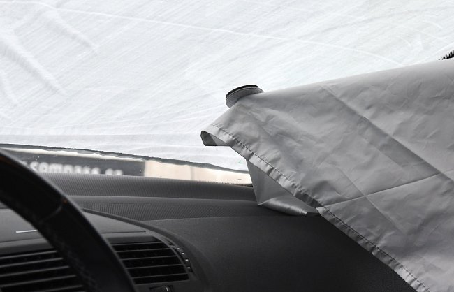 Αντιπαγωτική προστασία παρμπριζ 240x71cm