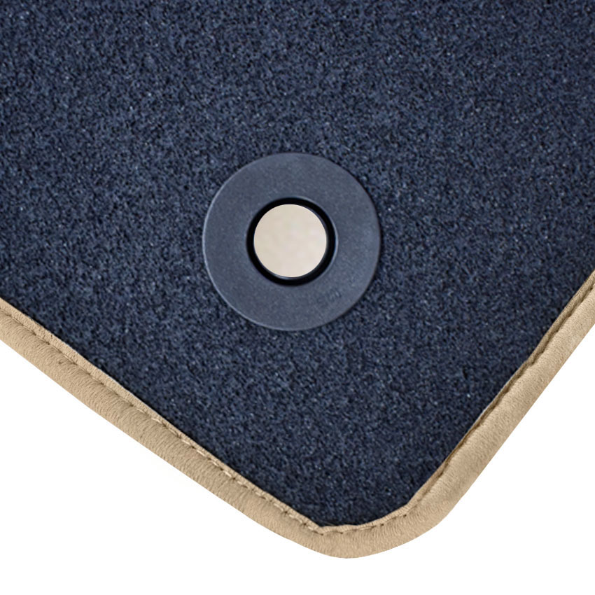 Πατάκια δαπέδου μοκέτας Superior μπεζ για Mercedes E-Class (W211) / CLS 4τμχ