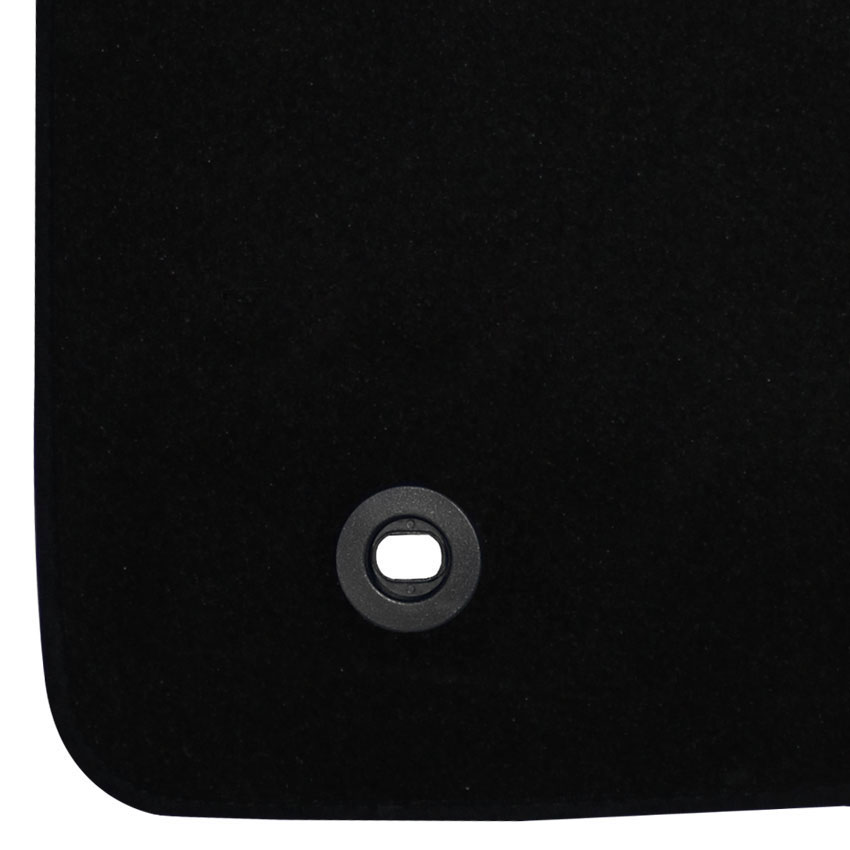 Μοκέτα Premium μαύρη για Toyota Hilux (VII) 4D με οβάλ κουμπώματα 4τμχ