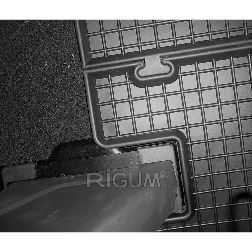 Πατάκια δαπέδου λαστιχένια για Tourneo Custom / Transit Custom (2η σειρά) 3τμχ