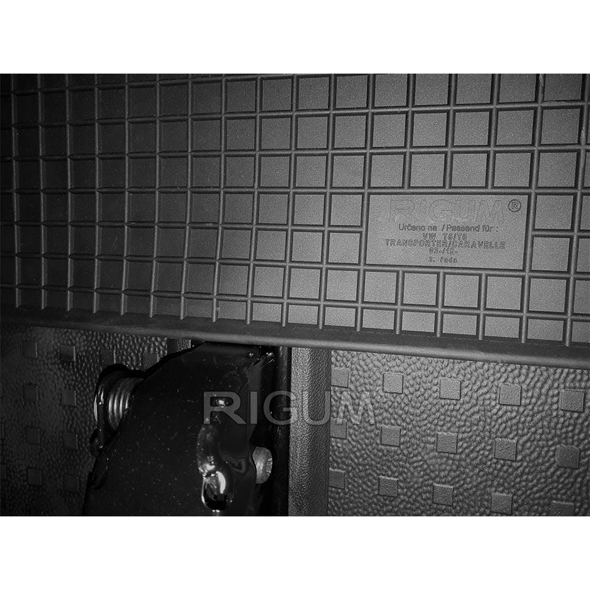 Πατάκια λάστιχο για Volkswagen Caravelle T5 / T6 (3η σειρά) 2τμχ