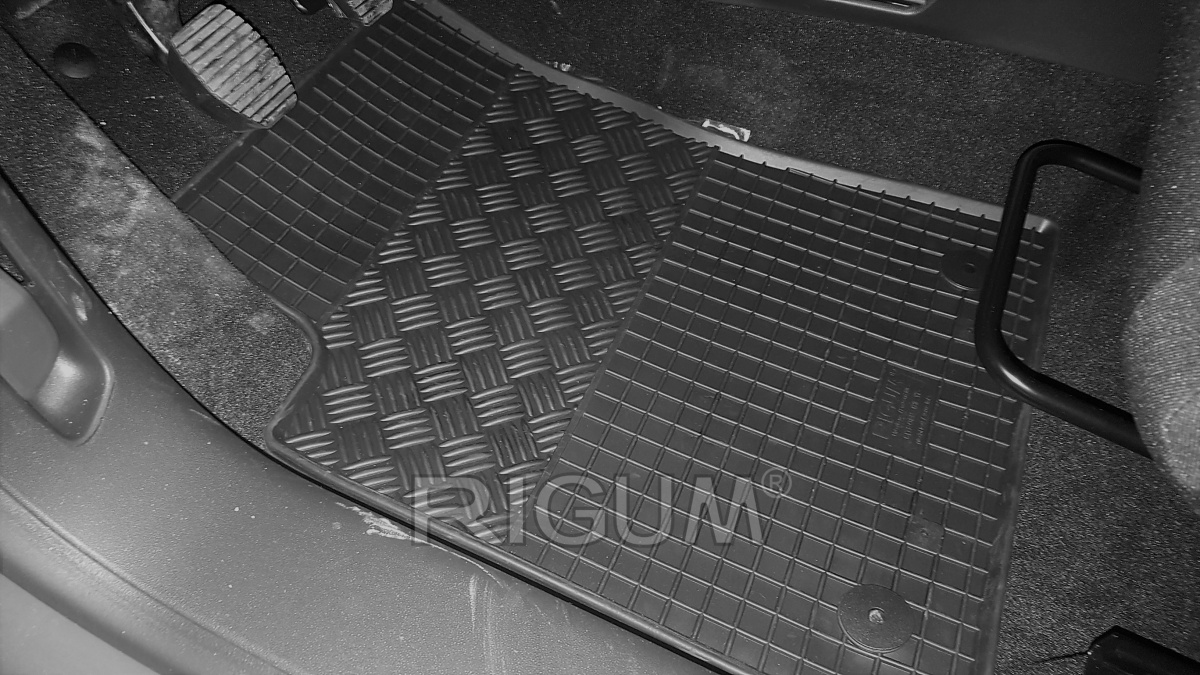 Πατάκια δαπέδου λαστιχένια για Citroen C3 (III) 4τμχ