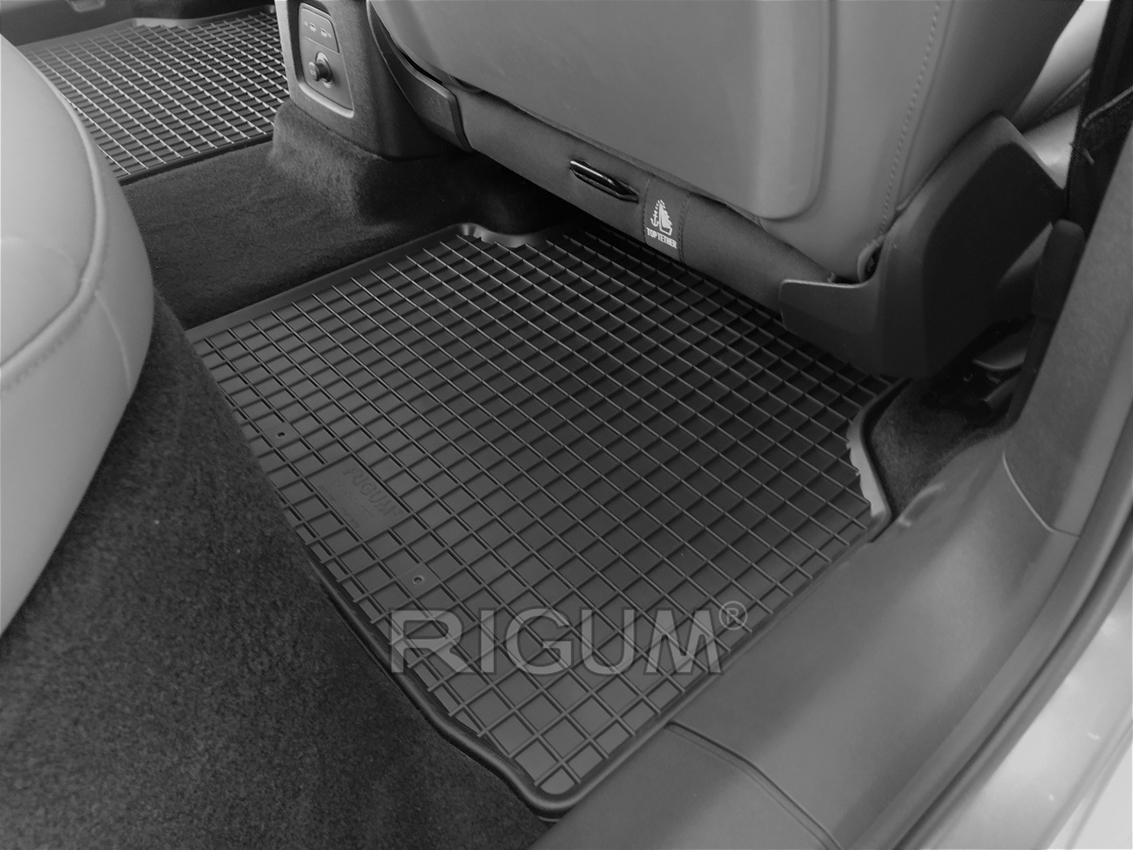 Πατάκια δαπέδου λαστιχένια για VW ID.4 / Skoda Enyaq iV / Audi Q4 e-tron 4τμχ