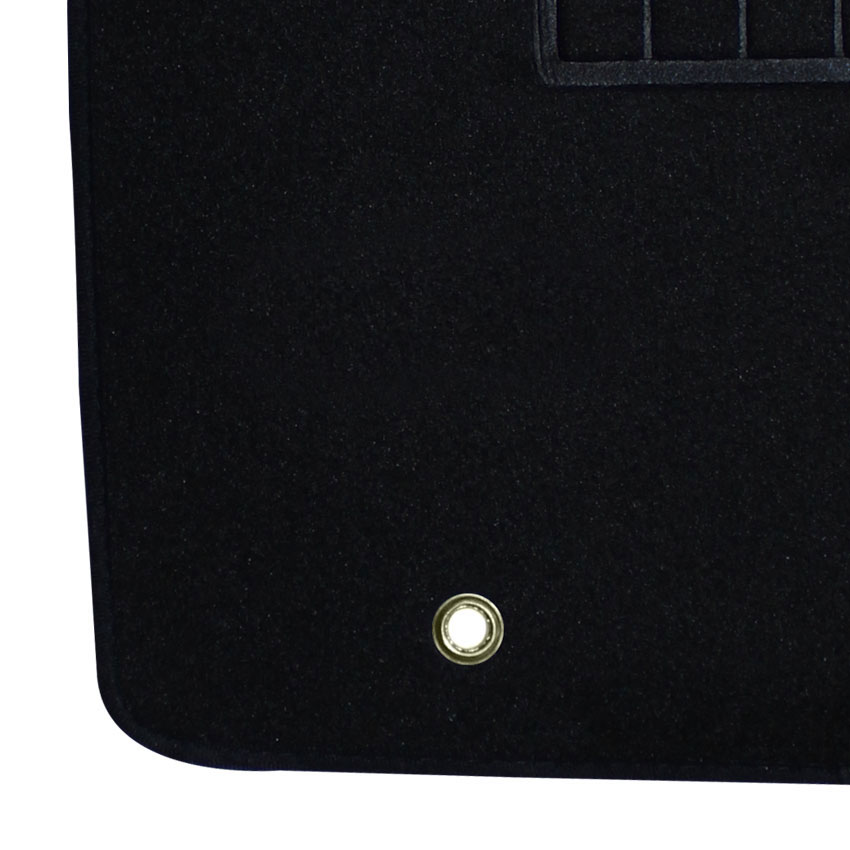 Μοκέτα Standard μαύρη για Toyota Avensis (III) με κουμπώματα