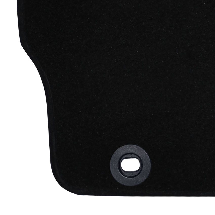 Μοκέτα Standard μαύρη για Toyota Yaris III με οβάλ κουμπώματα 4τμχ