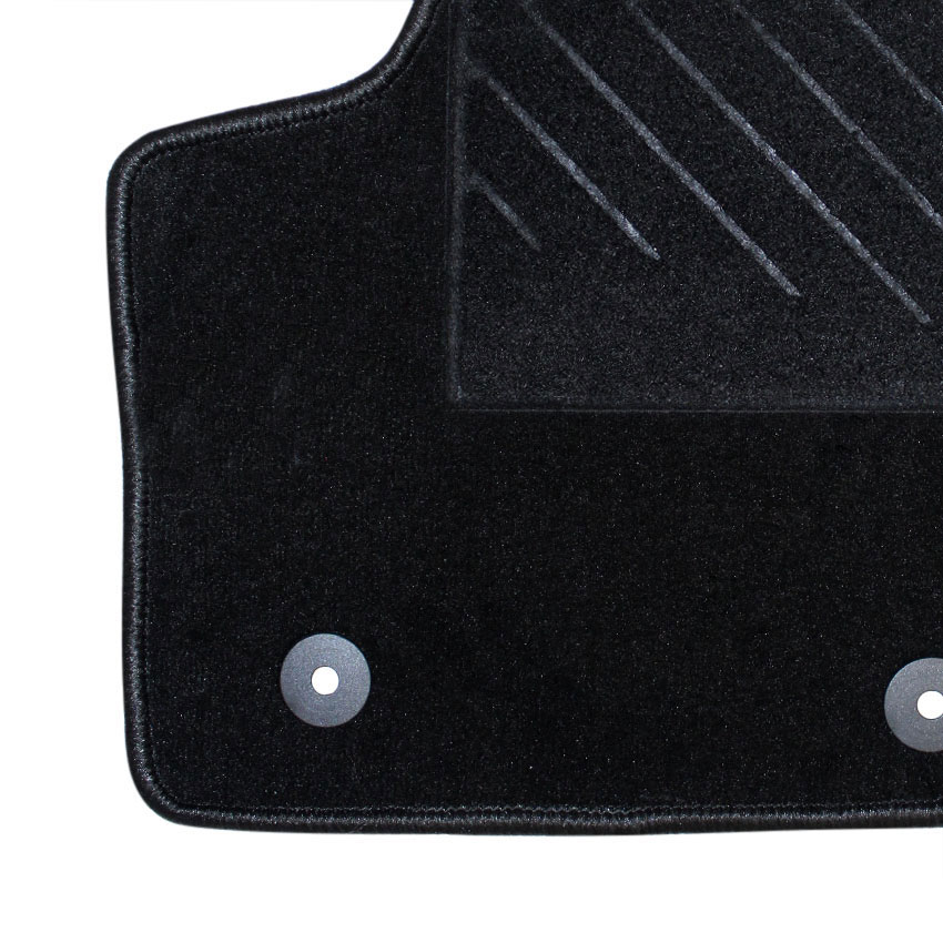 Μοκέτα Tuft μαύρη για Ford Tourneo Connect (II) με στρογγυλά κουμπώματα 2τμχ