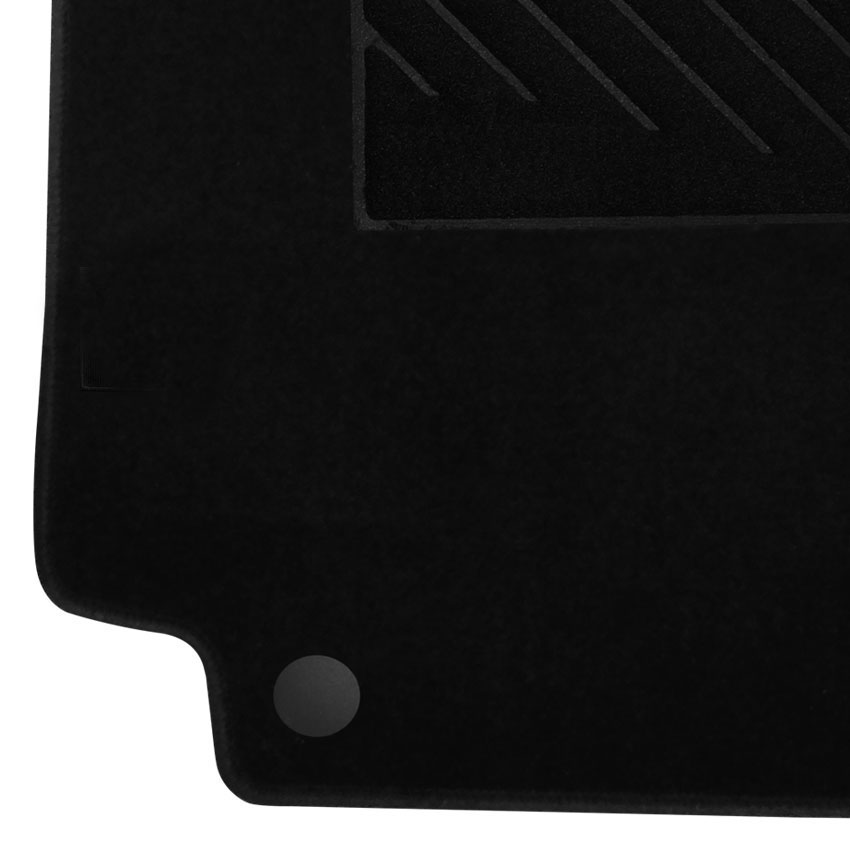 Μοκέτα Tuft μαύρη για Mercedes C - Class (C205) με στρογγυλά κουμπώματα