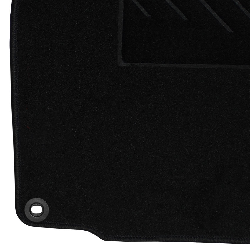 Μοκέτα Velgum μαύρη για VW Golf IV / Bora / New Beetle με οβάλ κουμπώματα 4τμχ