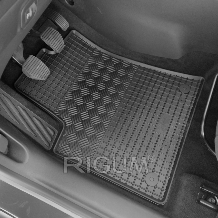Πατάκια λάστιχο για Citroen C3 Aircross / Opel Crossland X/Crossland με κουμπώματα 4τμχ