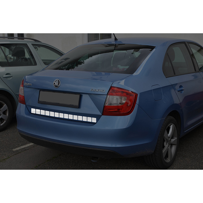 Αντανακλαστική αυτοκόλλητη ταινία λευκή διακεκομμένη 1m x 5cm